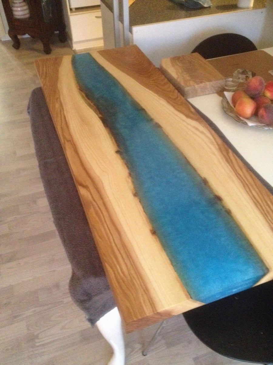 Im 16 this is my first attempt at a ash resin table : r/woodworking