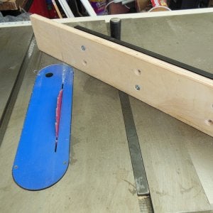 New Modified Craftsman Miter Gauge(back of saw View)